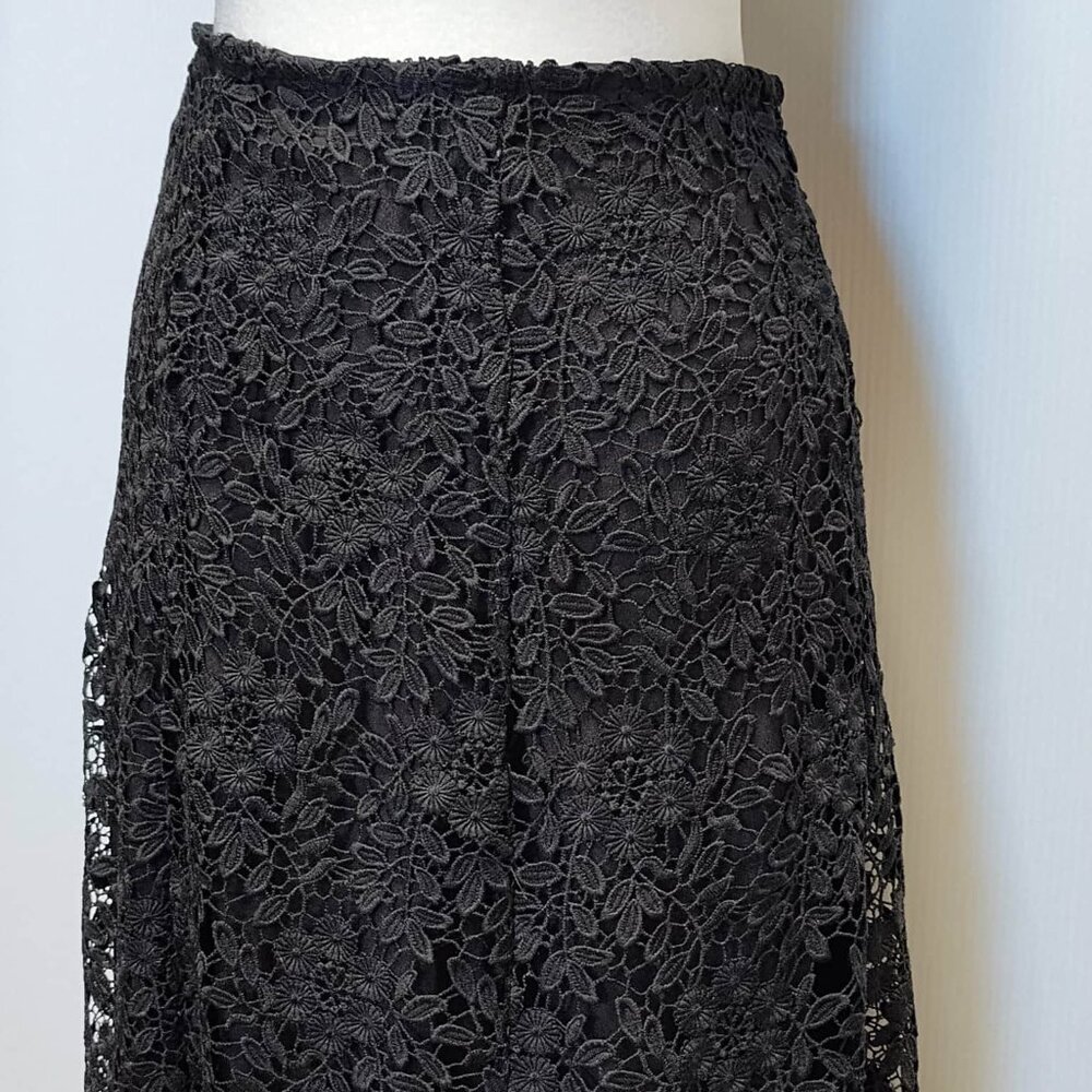 Garnet Hill BLACK Lace-Overlay, A-Line skirt, Size 10 - Picture 3 of 14